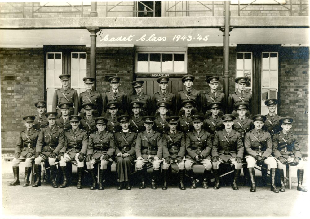 IE MA MCCS 17th Cadet class 1943 4528129